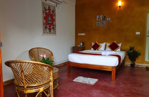 Auroville Bed & Breakfast | Moksha Resort