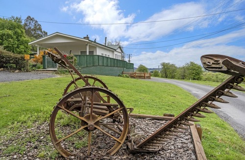 Mole Creek House | Mole Creek Cabins