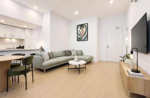 Moonee Ponds Apartment | Moonee Ponds Luxe by Ready Set Stay