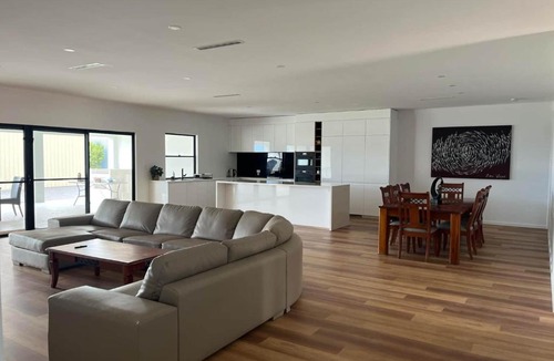 District Council of the Copper Coast House | Moonta Bay Hideaway