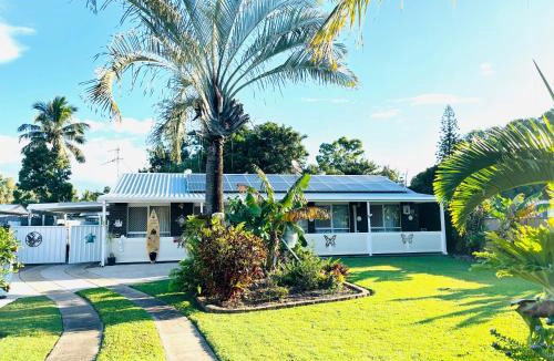 Moore Park Beach House | Moore Park Beach Gardens-walk to the beach