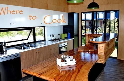 Brisbane Waterfront House | Moreton Magic Breathtaking Moreton Bay Views Plunge Pool