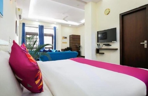 Faridabad House | Morning Villa