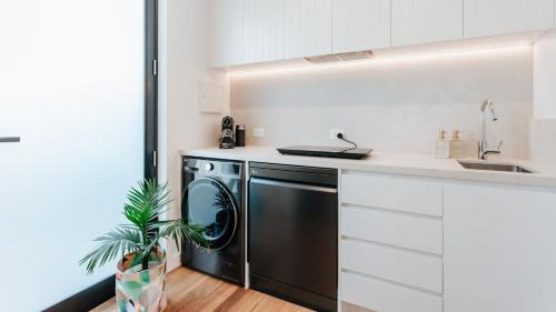 Flinders Apartment | Morradoo Studio