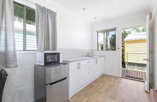 Mossman Hotel | Mossman Resort Holiday Villas