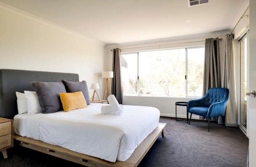 Dunsborough House | Most Delightfully Relaxing Retreat in Dunsborough