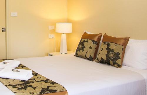 Hillvue Hotel | Motel 359