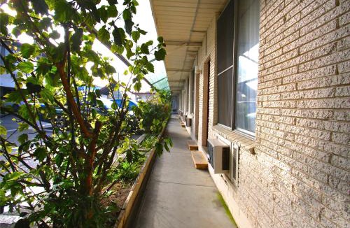 Mont Albert Hotel | Motel Maroondah