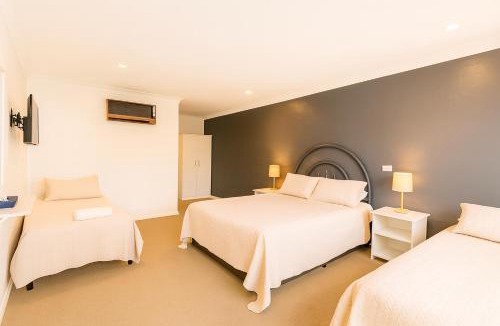 Binalong Hotel | MOTEL ROYAL TARA