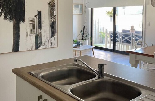 Grovedale House | Mount Duneed - Geelong, Surf Coast & Great Ocean Road (Motion Place)