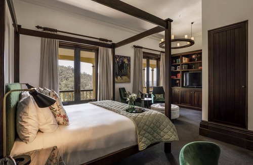 Crafers Hotel | Mount Lofty House & Estate Adelaide Hills - Adults Retreat