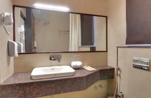 Yercaud Hotel | Mount Pico