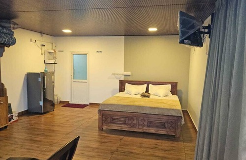 Mannarkkad Hotel | Mount View Attappady