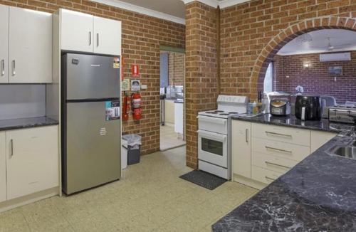 Gloucester House | Mountain Retreat Gloucester