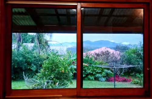 Bellingen House | Mountain View Oasis - walk to Bello river and town