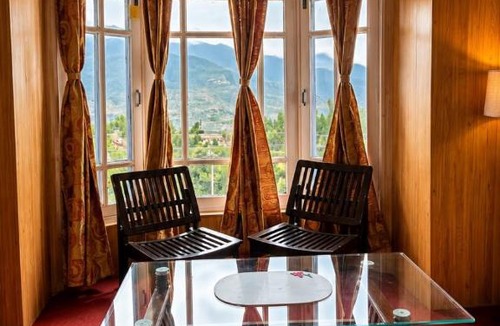 Patnitop Apartment | Mountain View Room w Balcony Cozy Stay in Kud