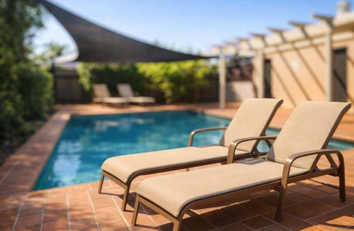 Kelvin Grove Apartment | Mountain Views & Pool | 2BR Peaceful Kelvin Grove
