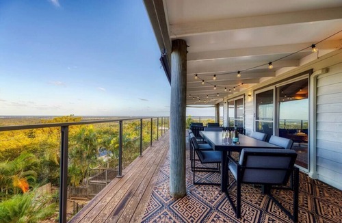 Buderim House | Mountains to coast - Bayu Lookout