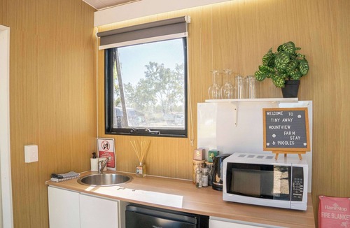 Toonpan House | Mountview Getaway by Tiny Away