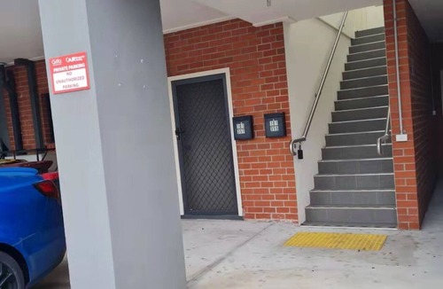 Mount Waverley Apartment | Mt Waverley Spacious 2BR2BA parking wifi balcony