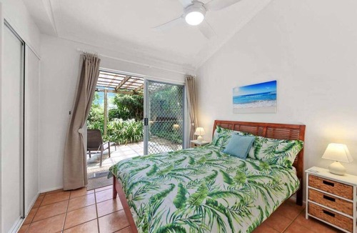 Mudjimba Resort | Mudjimba Esp Villa-Beachfront-Pet friendly
