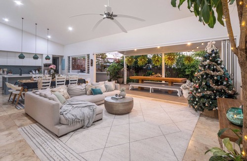 Mudjimba House | Mudjimba Seaside Retreat