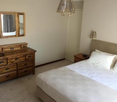 Leeming Bed & Breakfast | Murdoch Station Bed & Breakfast