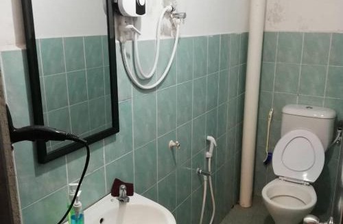 Banting Hostel | Myera Hotel
