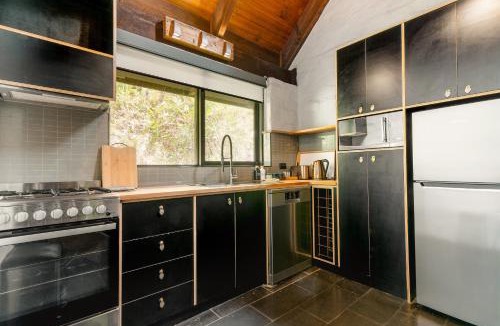 Emerald House | Myrtle Loft - Forest Garden, Emerald