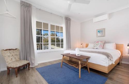 Kangaroo Valley Apartment | Myrtle Tree Lodge - Leaves