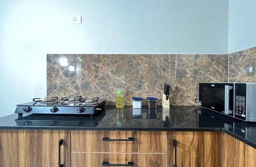 Shrirangapattana Apartment | MYS- Frey Haus- Luxurious AC 3 BHK, 5'TV, Wifi