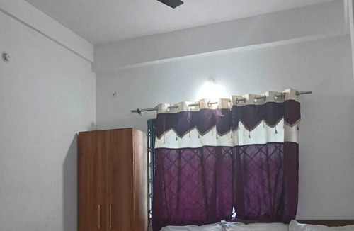 Indore Hotel | Naik Homestay