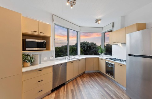 St. Andrews Beach House | Nalu Retreat Spacious Coastal Beach House