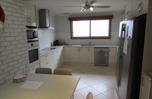 Minlacowie House | Narnia - Esplanade position - off peak specials!