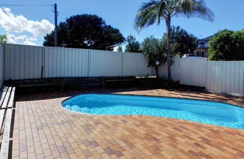 Hawks Nest House | Nautilus 6 Beach Front Bliss