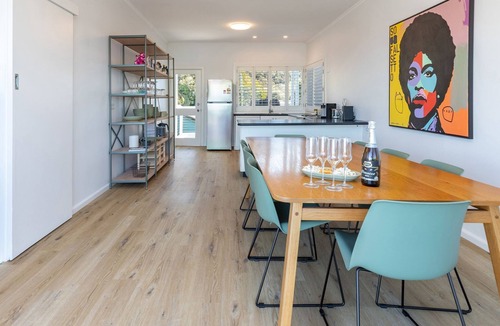 Blueys Beach House | Nautilus At Blueys . Beachfront