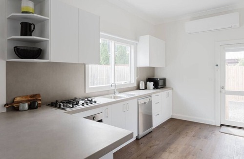 Yarraville House | Navi Home, stay like locals
