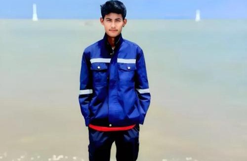 Chom Bueng Apartment | Navy black