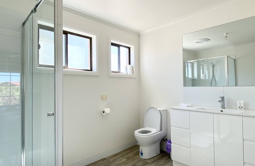 Moama Apartment | Near Murray River A Lovely Holiday Unit in Moama