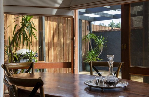 Goolwa House | Nectarine Cottage—A Romantic Goolwa Retreat