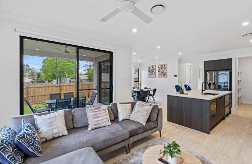 Calamvale House | Neiwand Residence by Arvia Living