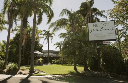 Nelson Bay Hotel | Nelson Palms