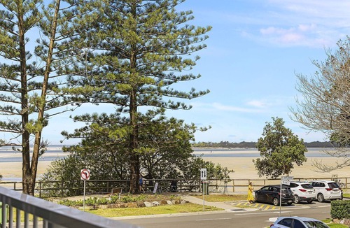 Golden Beach Apartment | Nelson Point Unit 2 Golden Beach QLD