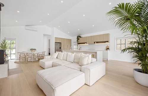 Rosebud House | NESTE on 5th - Beachside luxury in the heart of Rosebud