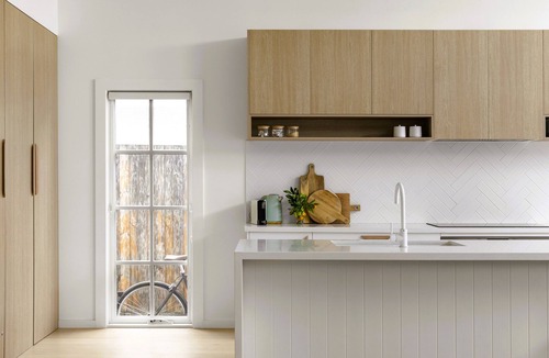 Rosebud House | NESTE on 5th - Luxury in the heart of Rosebud.
