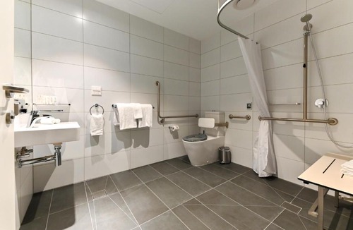Bentley Hotel | Nesuto Curtin Perth Hotel