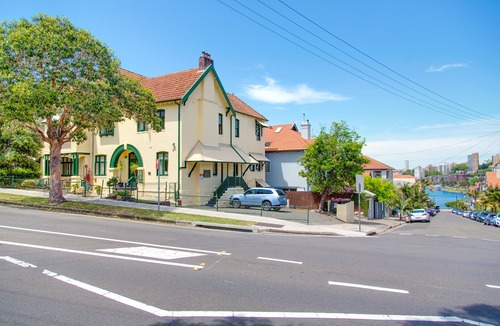 Neutral Bay Hotel | Neutral Bay Lodge