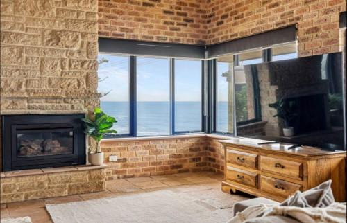 North Beach House | NEW! Beachfront Holiday Home