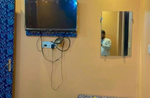 Kanpur Hotel | New Royal Vila Hotel