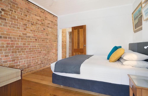 Newcastle East House | Newcastle Short Stay Accommodation - 9 Alfred Street